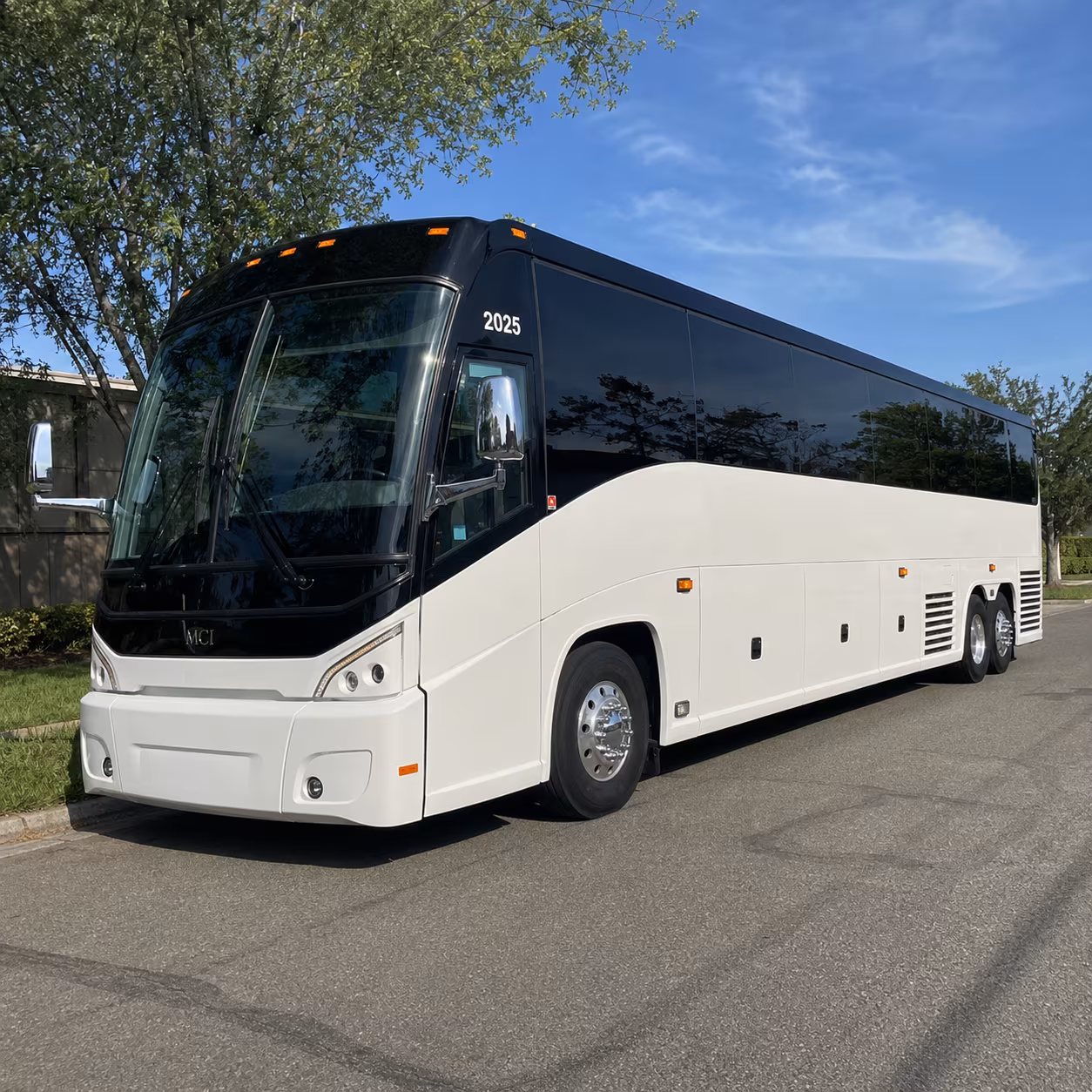 charter buses to ak chin pavilion from goodyear skip the i 10 surge
