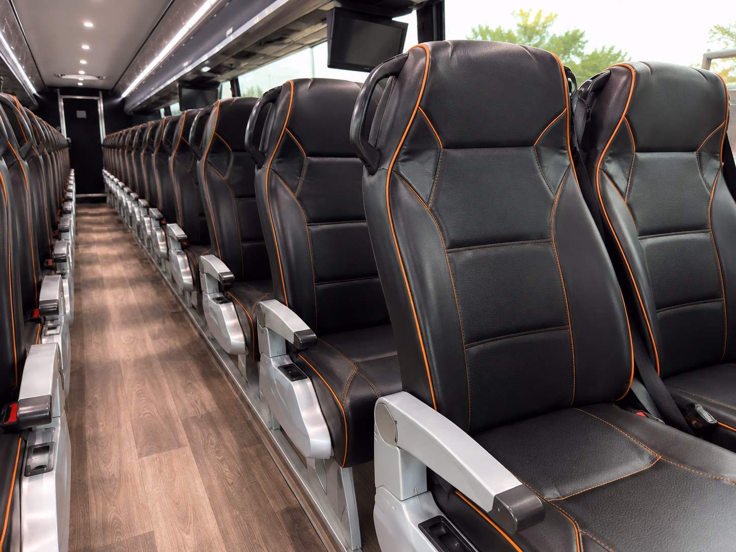 how the distance and duration of your trip affect charter bus rates in goodyear arizona